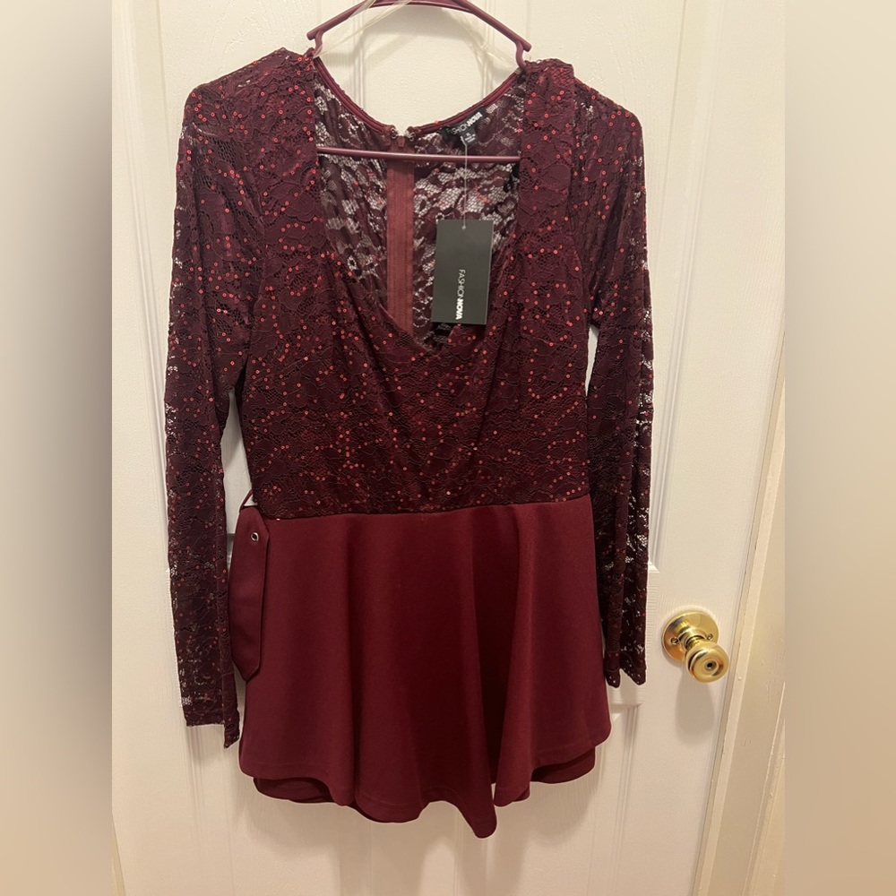 Fashion, nova maroon romper